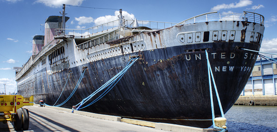 ss us docked.jpg